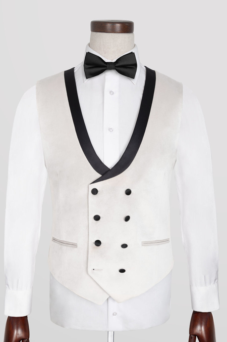 Kamizelka z Białego Aksamitu